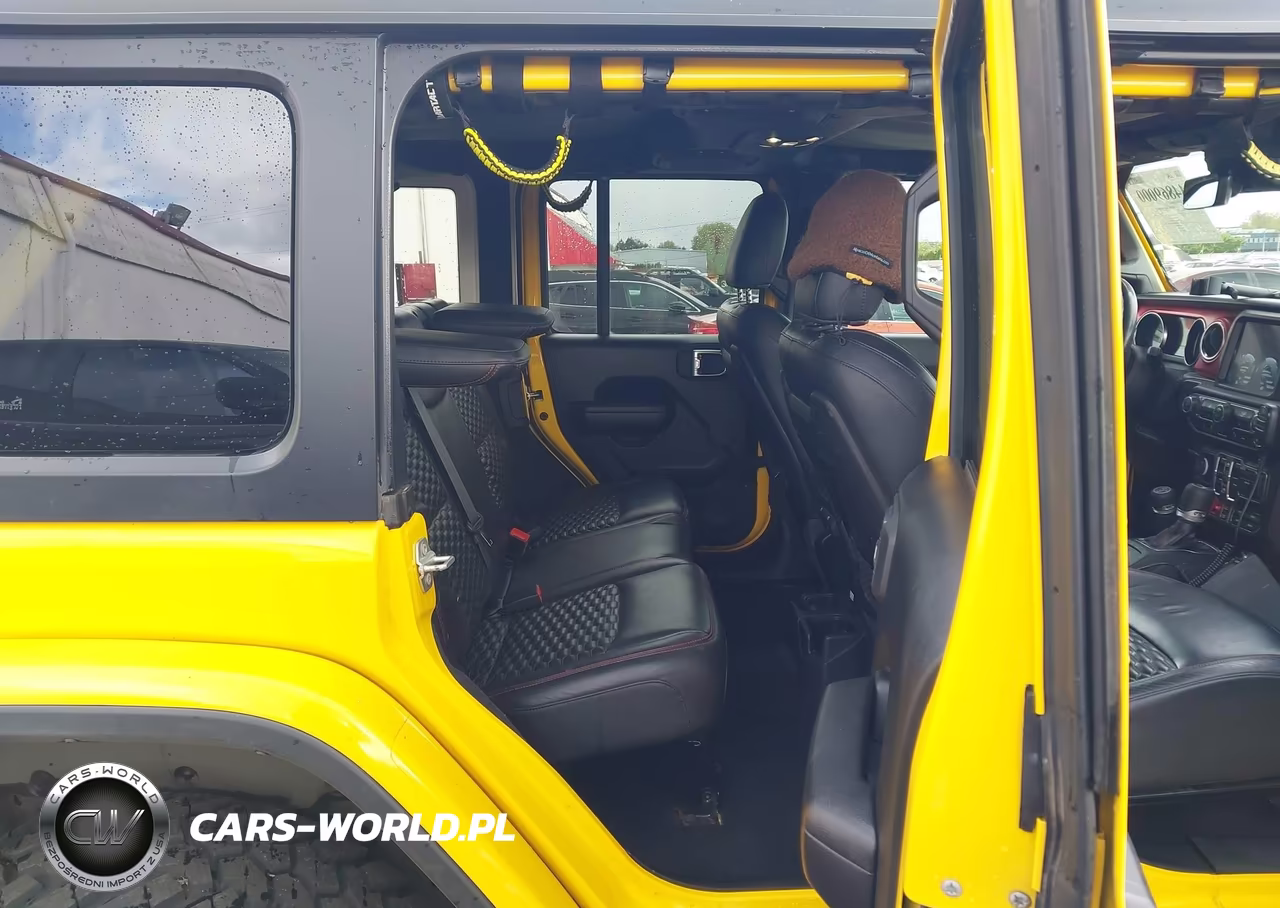 2021 Jeep Wrangler Unlimited Rubicon 4X4 VIN:1C4JJXFM0MW707381 - 8