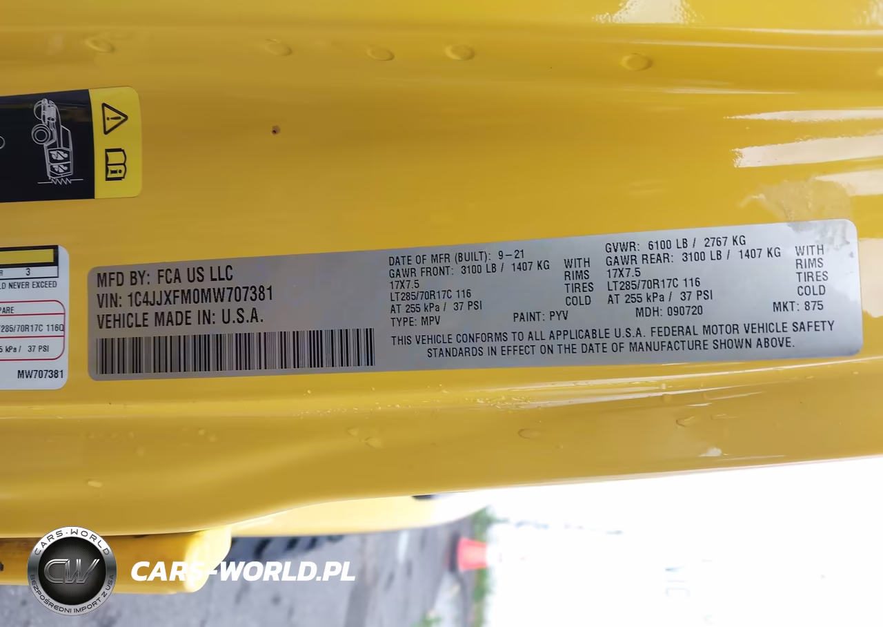 2021 Jeep Wrangler Unlimited Rubicon 4X4 VIN:1C4JJXFM0MW707381 - 9