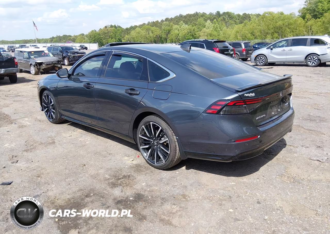 2024 Honda Accord Hybrid Touring VIN:1HGCY2F8XRA034065 - 3
