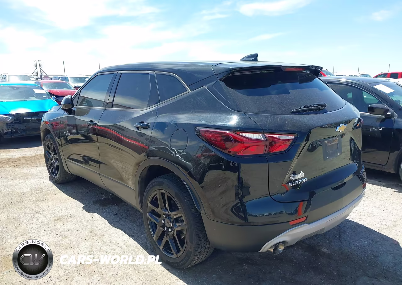 2020 Chevrolet Blazer Fwd 2Lt VIN:3GNKBCRS5LS577524 - 3
