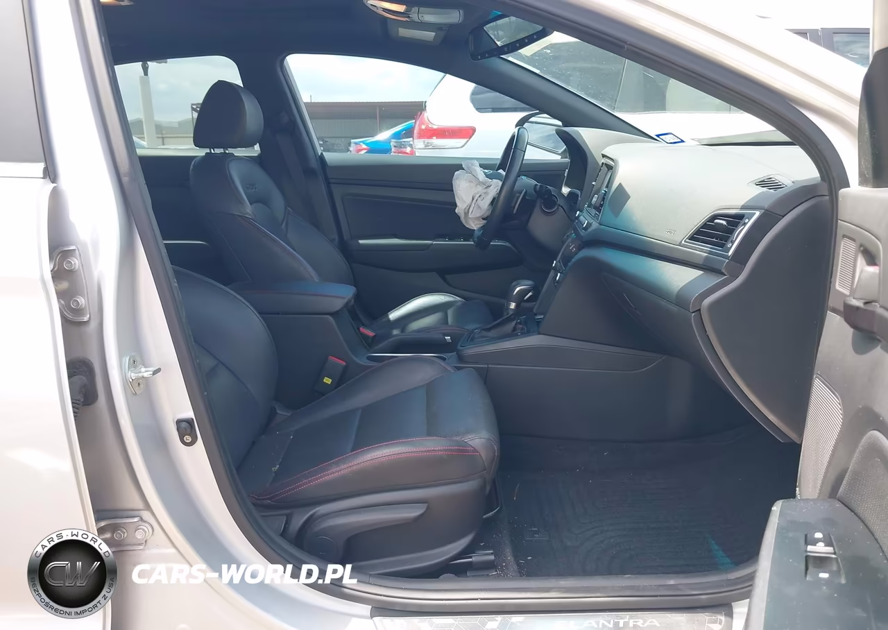 2017 Hyundai Elantra Sport VIN:KMHD04LB7HU358282 - 5