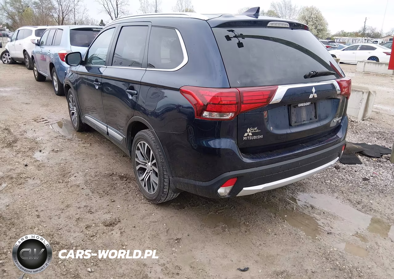 2017 Mitsubishi Outlander Se-Sel VIN:JA4AZ3A36HZ030142 - 3