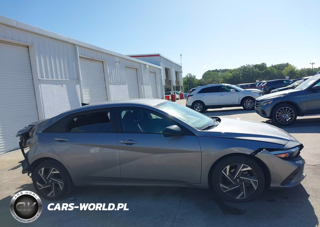 2025 Hyundai Elantra Sel Sport VIN:KMHLM4DG1SU880925 - 14