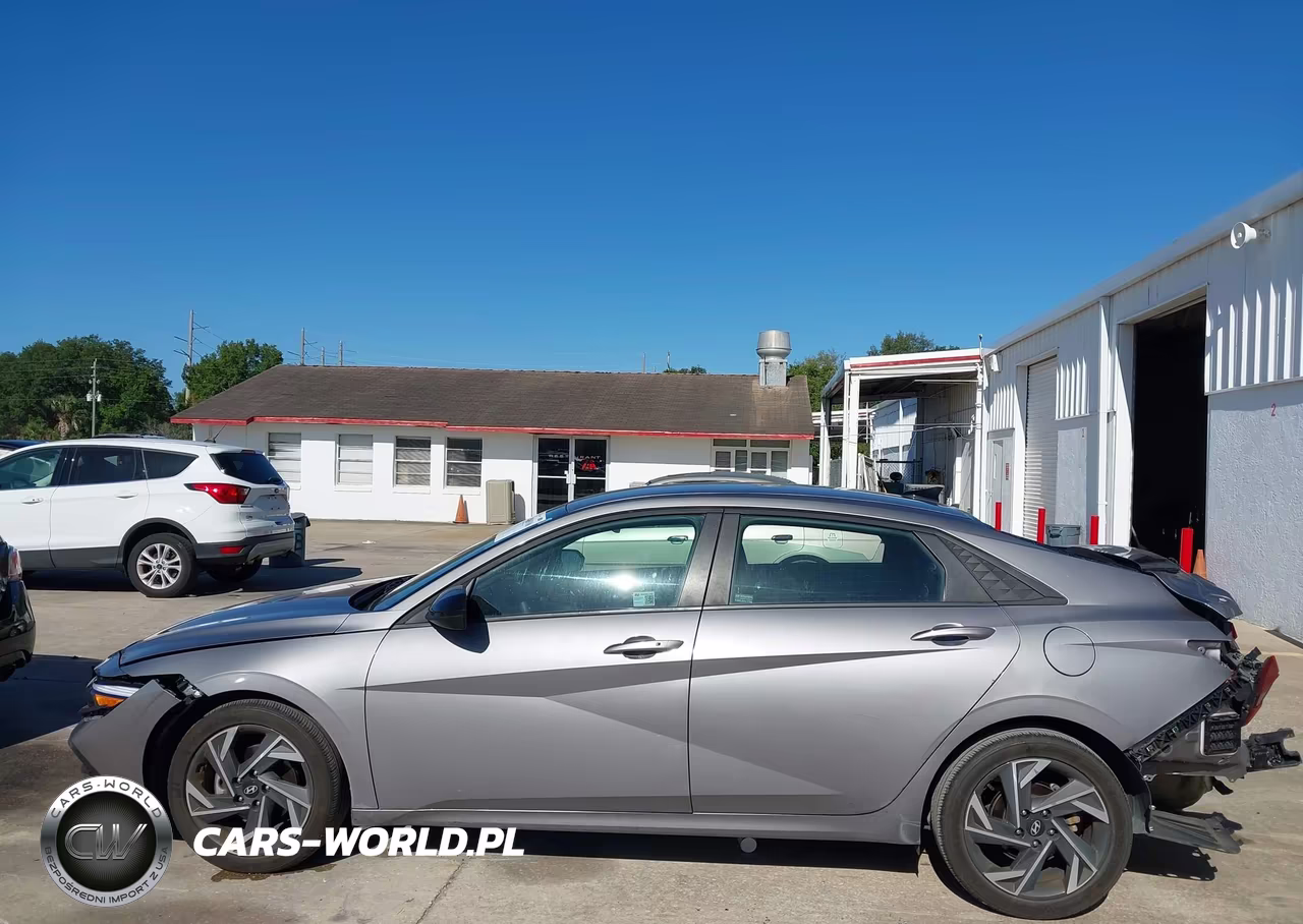 2025 Hyundai Elantra Sel Sport VIN:KMHLM4DG1SU880925 - 15