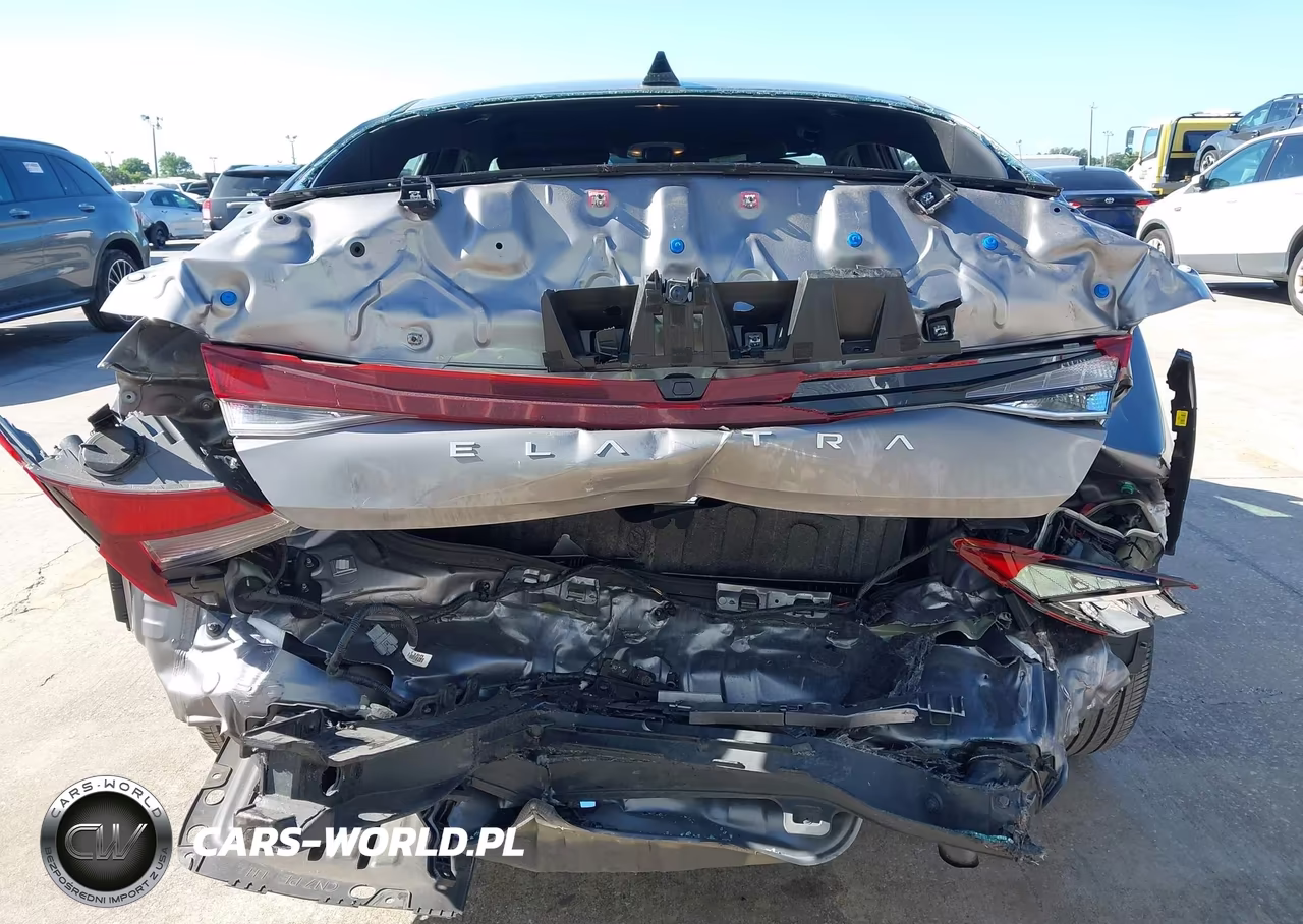 2025 Hyundai Elantra Sel Sport VIN:KMHLM4DG1SU880925 - 17