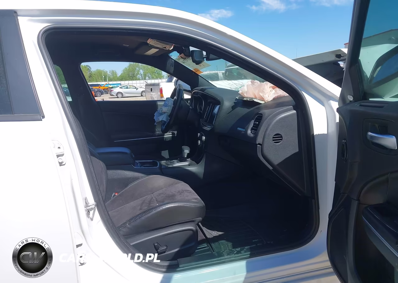 2018 Dodge Charger Sxt Plus Rwd VIN:2C3CDXHG5JH228699 - 5