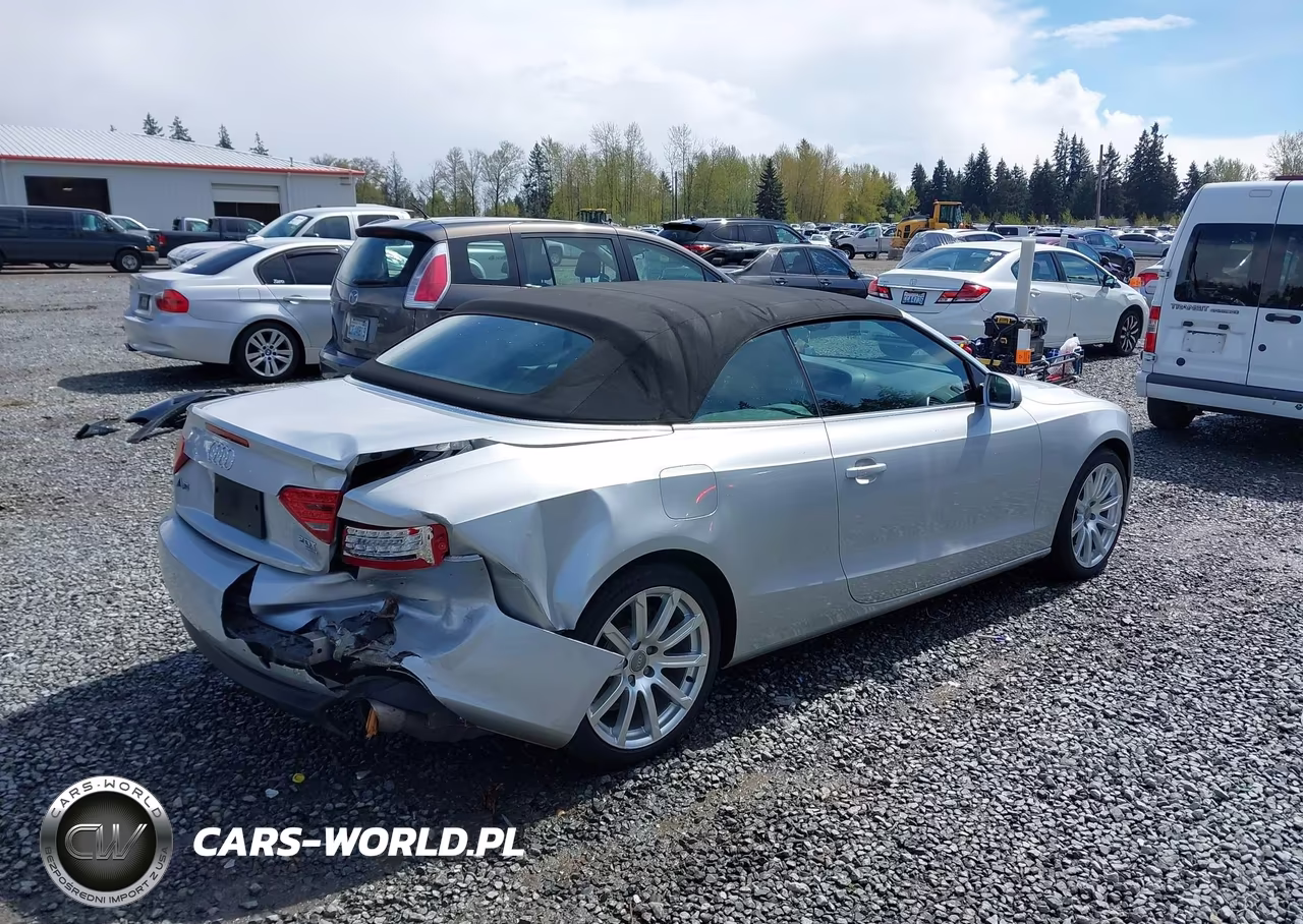 2012 Audi A5 2.0T Premium VIN:WAULFAFH5CN000868 - 4