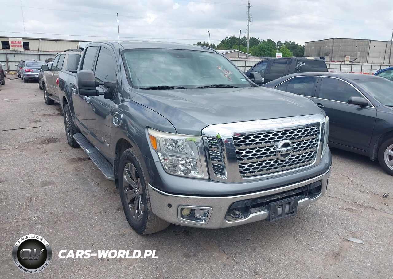 2017 Nissan Titan Sv