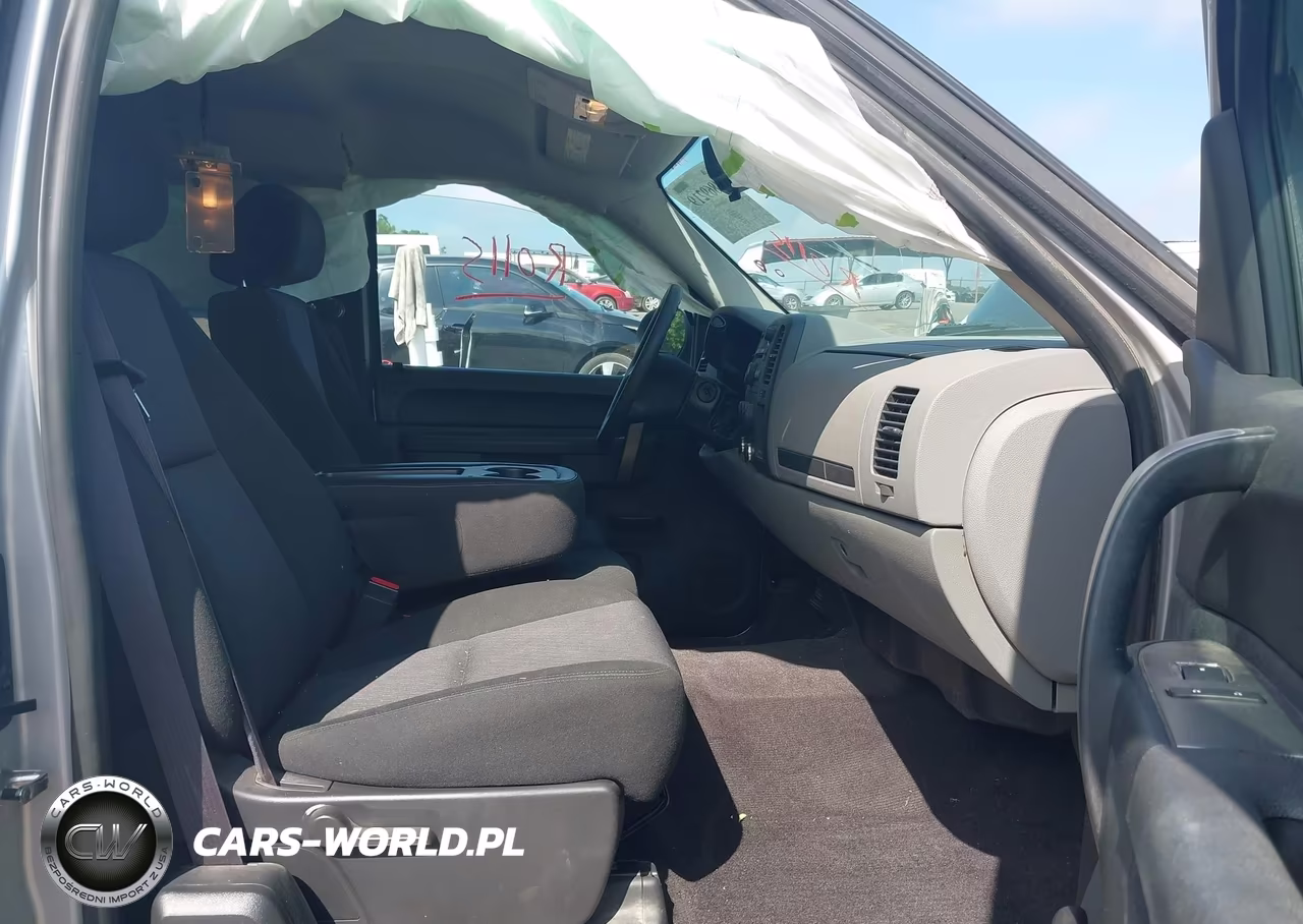2011 Chevrolet Silverado 1500 Ls VIN:1GCRCREA6BZ380738 - 5