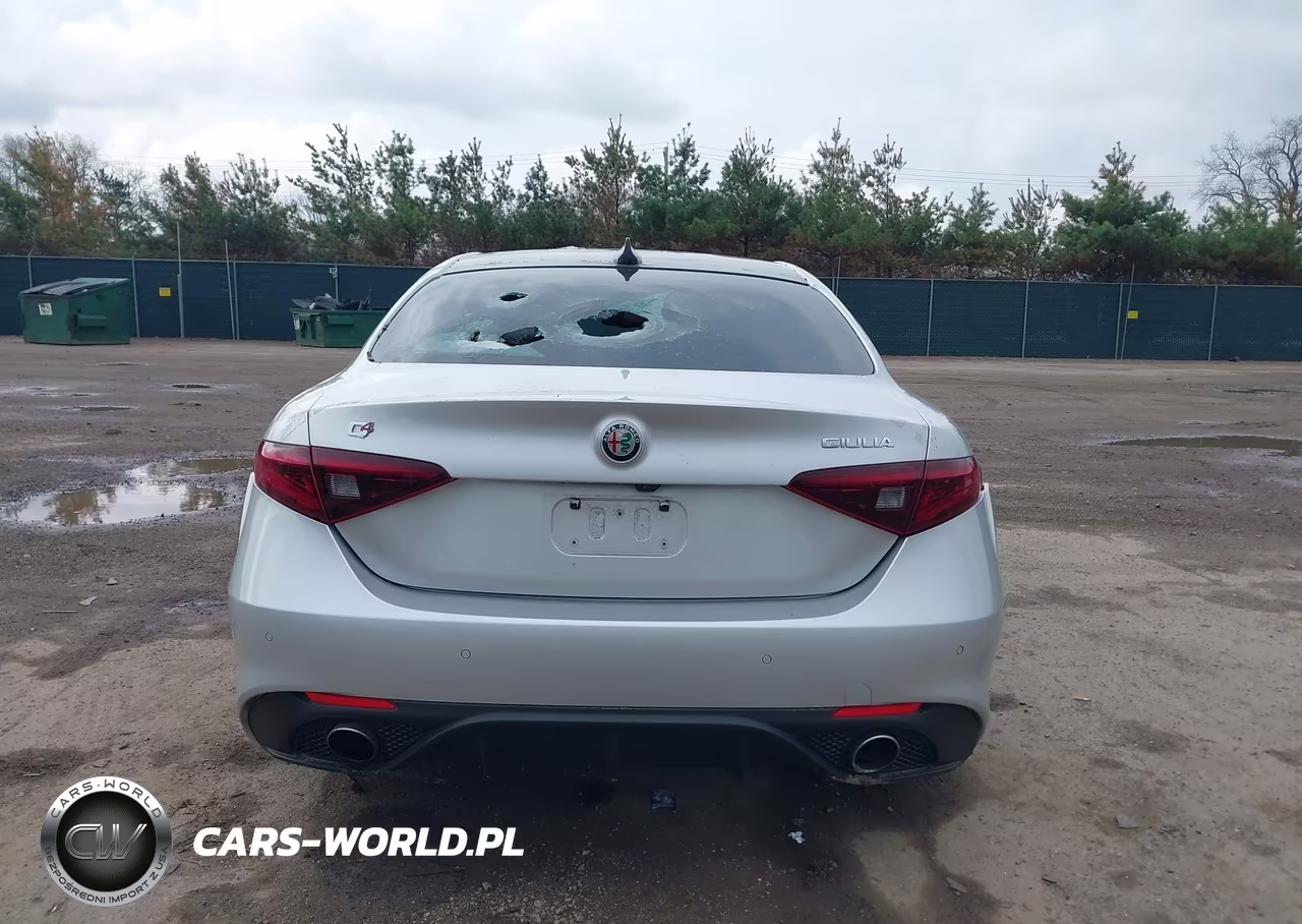 2017 Alfa Romeo Giulia Ti Awd VIN:ZARFAEEN9H7554655 - 16