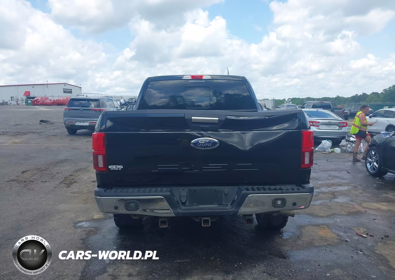 2018 Ford F-150 Xlt VIN:1FTEW1E50JKE55371 - 16