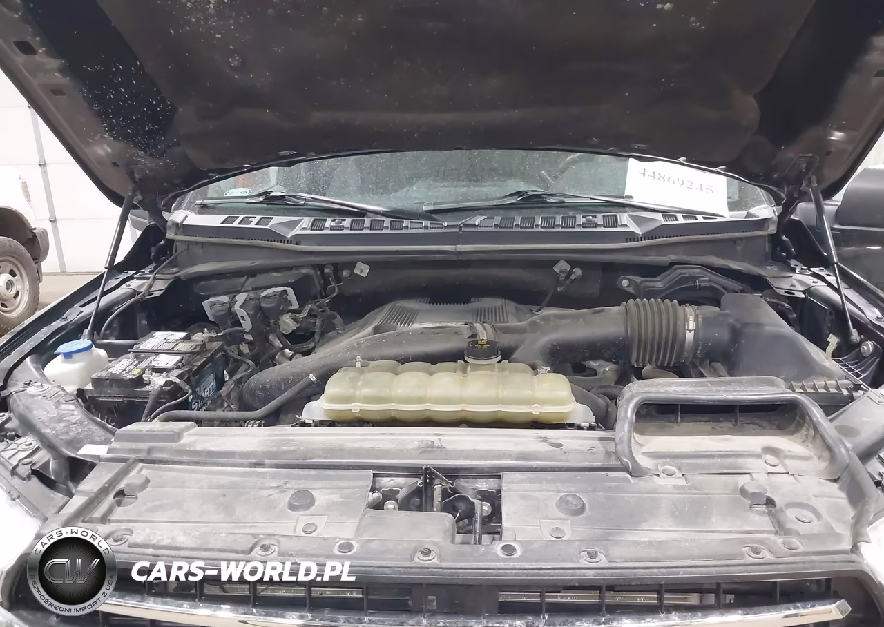 2020 Ford F-150 Xlt VIN:1FTEW1E4XLKD82696 - 10