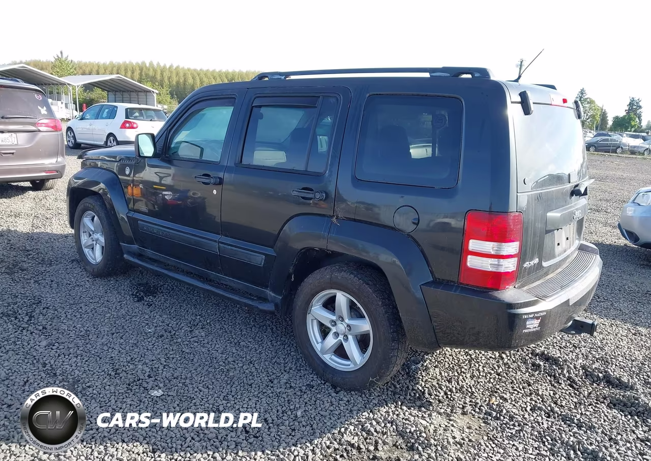2009 Jeep Liberty Sport VIN:1J8GN28K89W542239 - 3