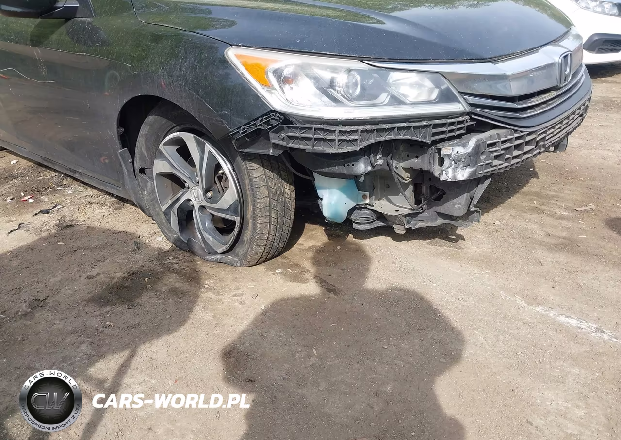 2017 Honda Accord Lx VIN:1HGCR2F32HA266918 - 6