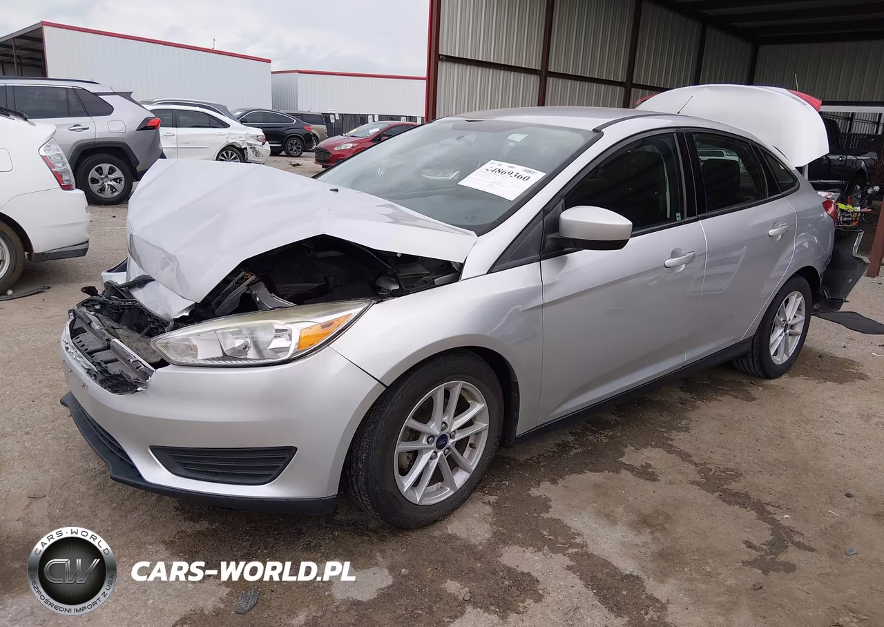 2018 Ford Focus Se VIN:1FADP3FE8JL222650 - 2