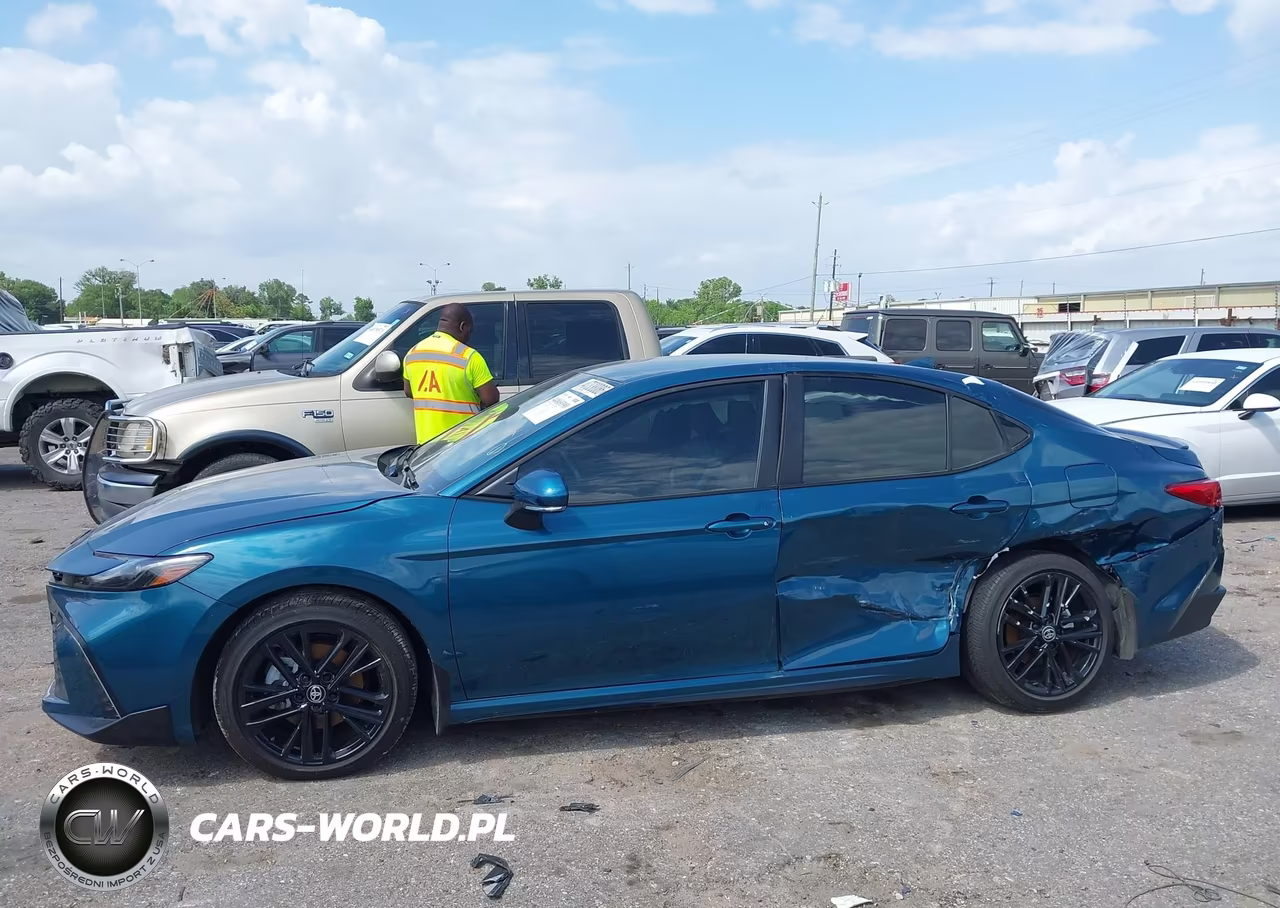 2025 Toyota Camry Se VIN:4T1DAACK0SU207013 - 14
