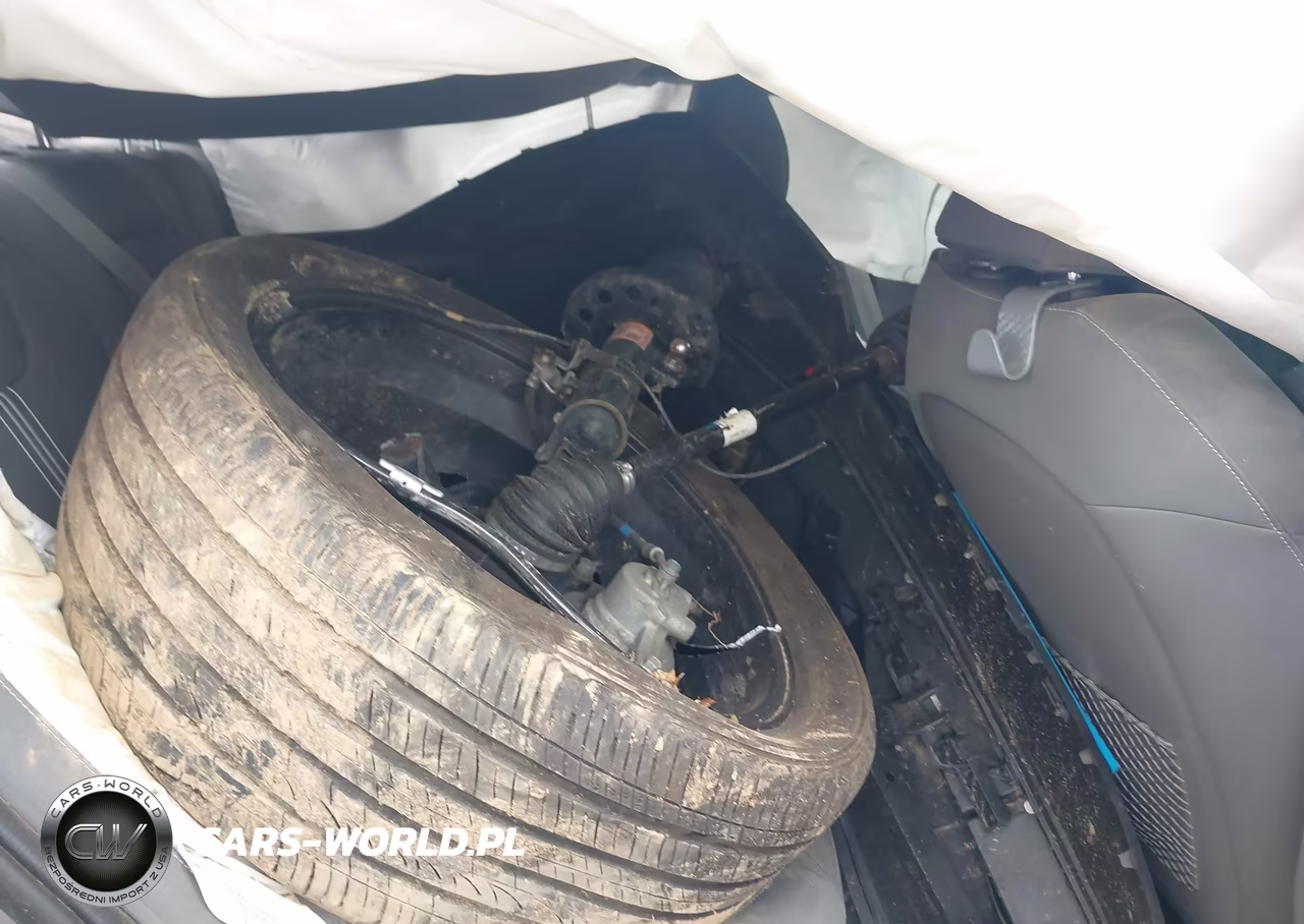 2024 Hyundai Elantra Sel VIN:KMHLS4DGXRU676608 - 8