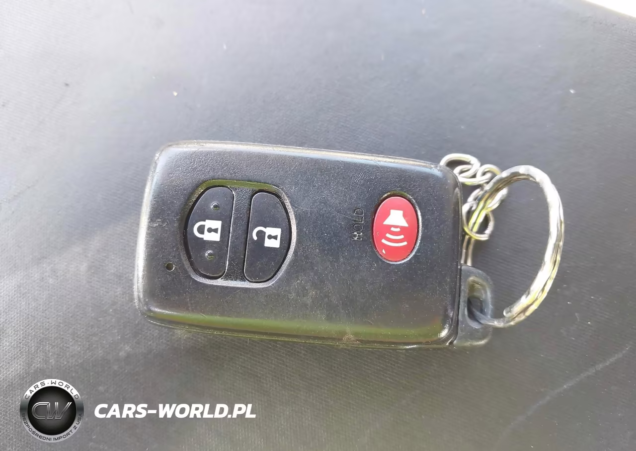 2012 Toyota Prius V VIN:JTDZN3EU7C3139129 - 11