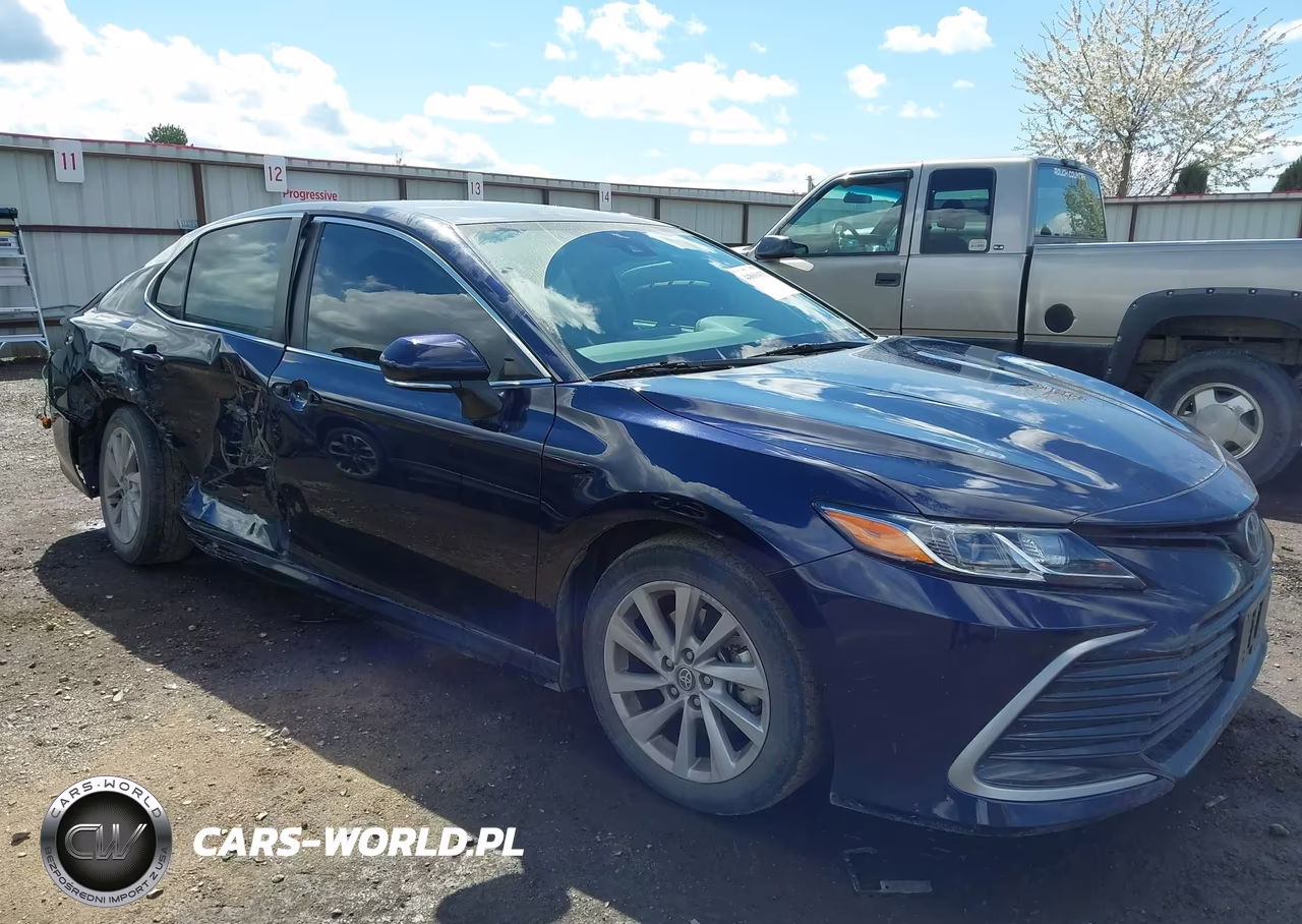 2021 Toyota Camry Le
