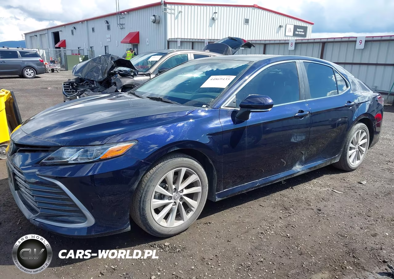2021 Toyota Camry Le VIN:4T1C11AK3MU610288 - 2