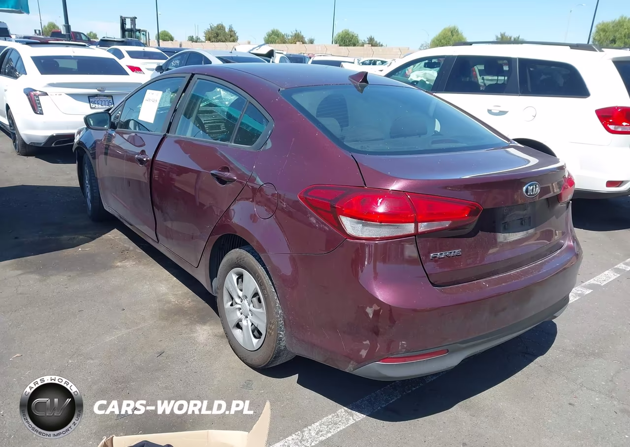 2018 Kia Forte Lx VIN:3KPFK4A7XJE254962 - 3