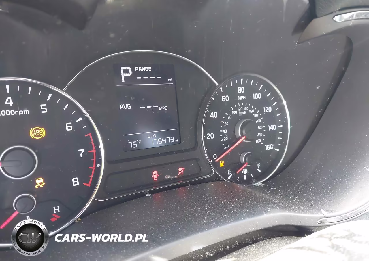 2018 Kia Forte Lx VIN:3KPFK4A7XJE254962 - 7