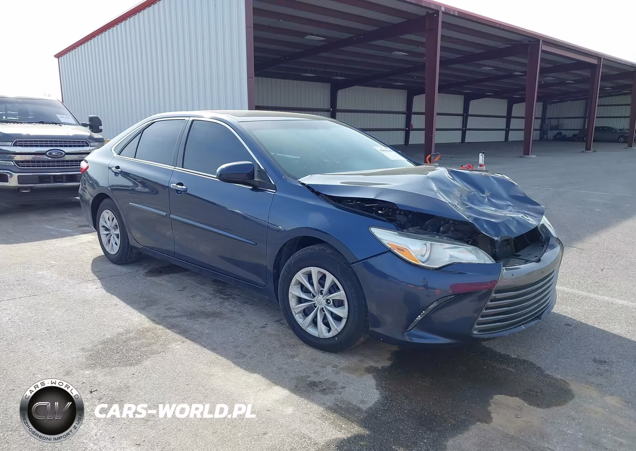 2015 Toyota Camry Le