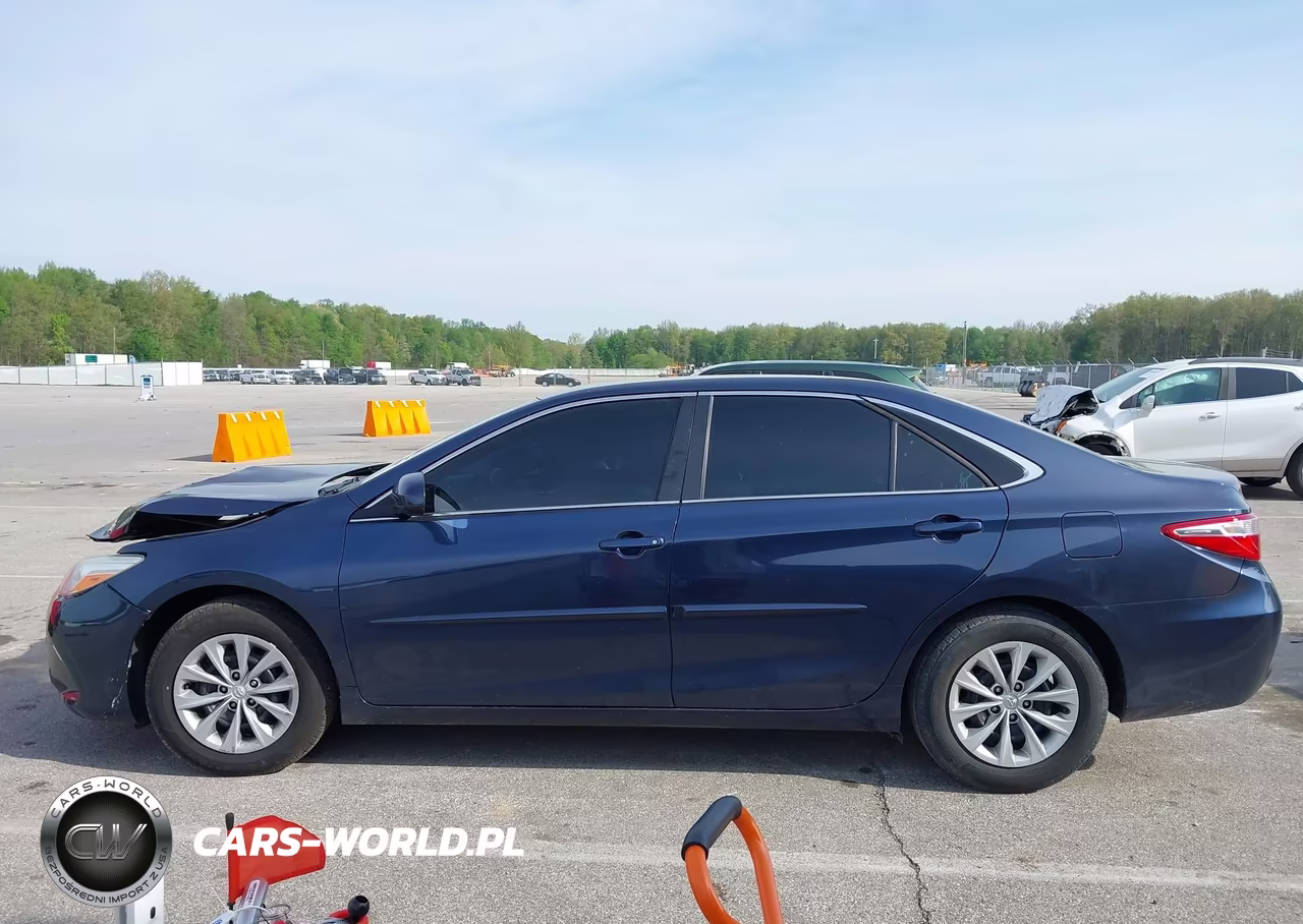 2015 Toyota Camry Le VIN:4T4BF1FK1FR505411 - 15