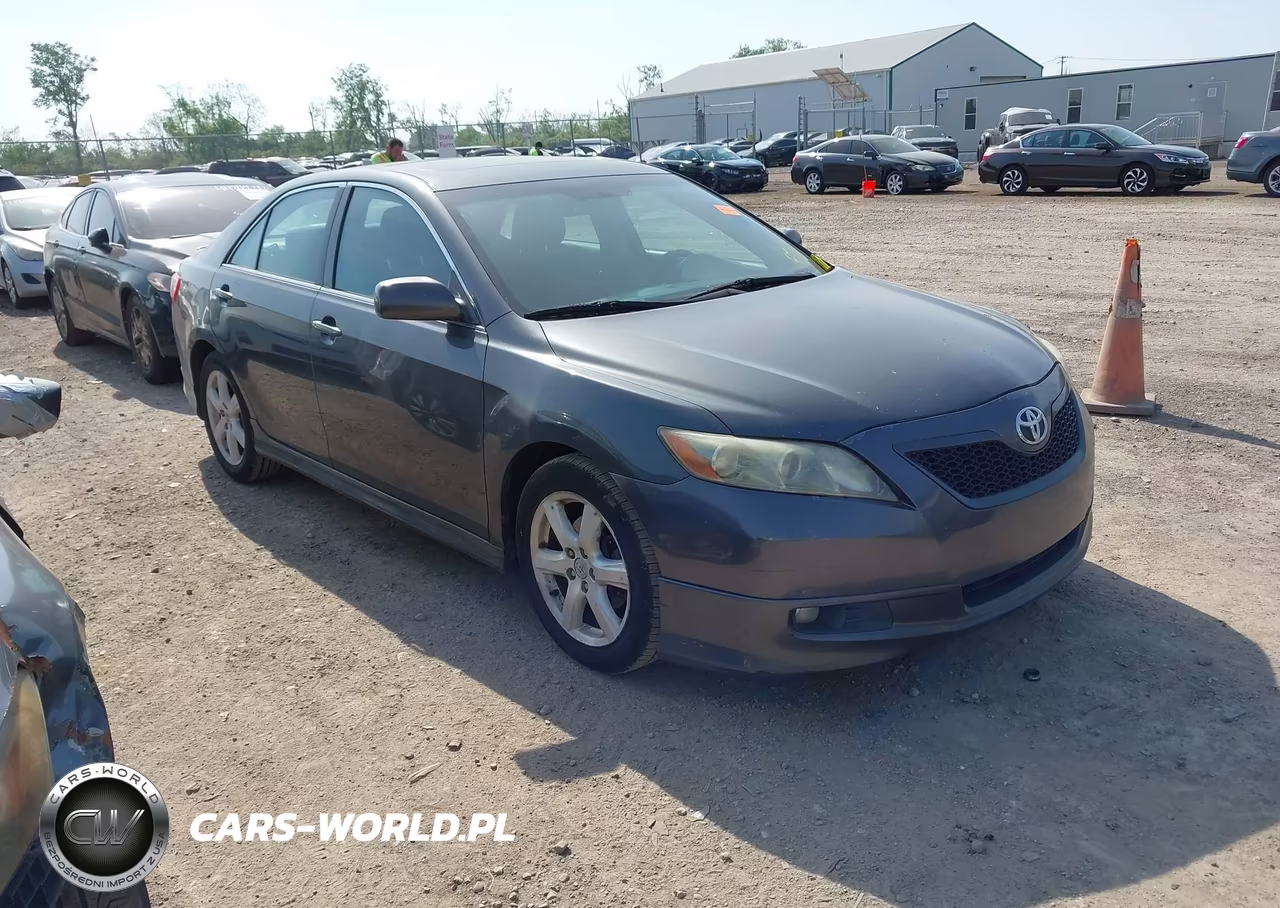 2008 Toyota Camry Se V6 – zdjęcie 1 z 11