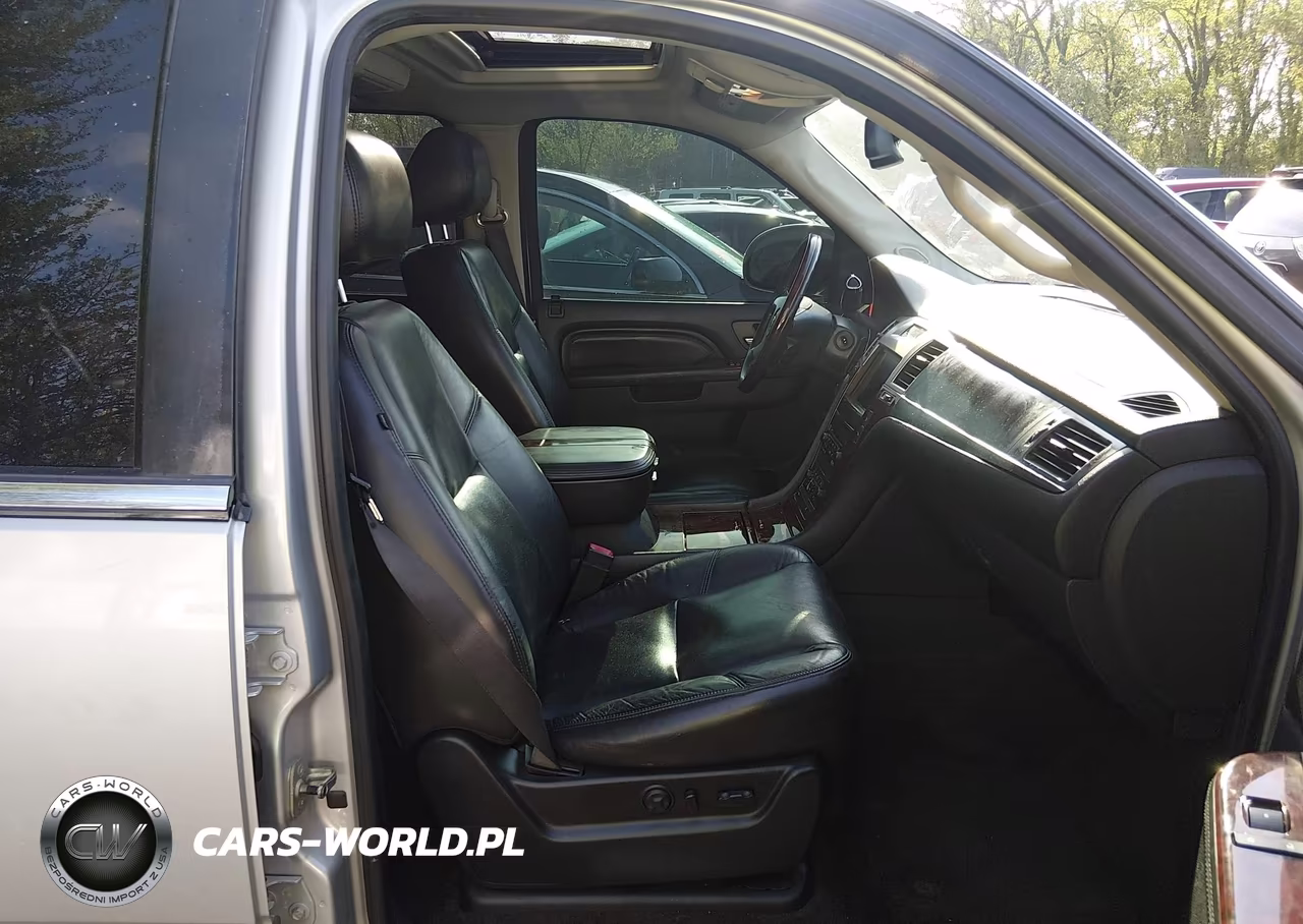 2011 Cadillac Escalade Esv Premium VIN:1GYS4JEF6BR133550 - 5