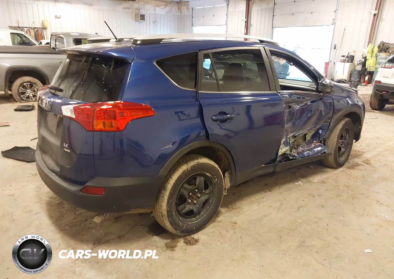 2015 Toyota Rav4 Le VIN:2T3BFREV9FW395056 - 4
