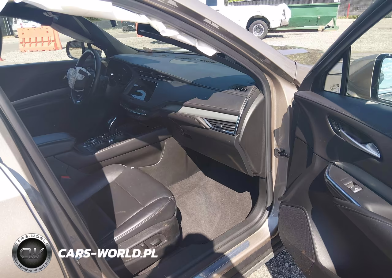 2023 Cadillac Xt4 Fwd Premium Luxury VIN:1GYFZCR49PF163500 - 5