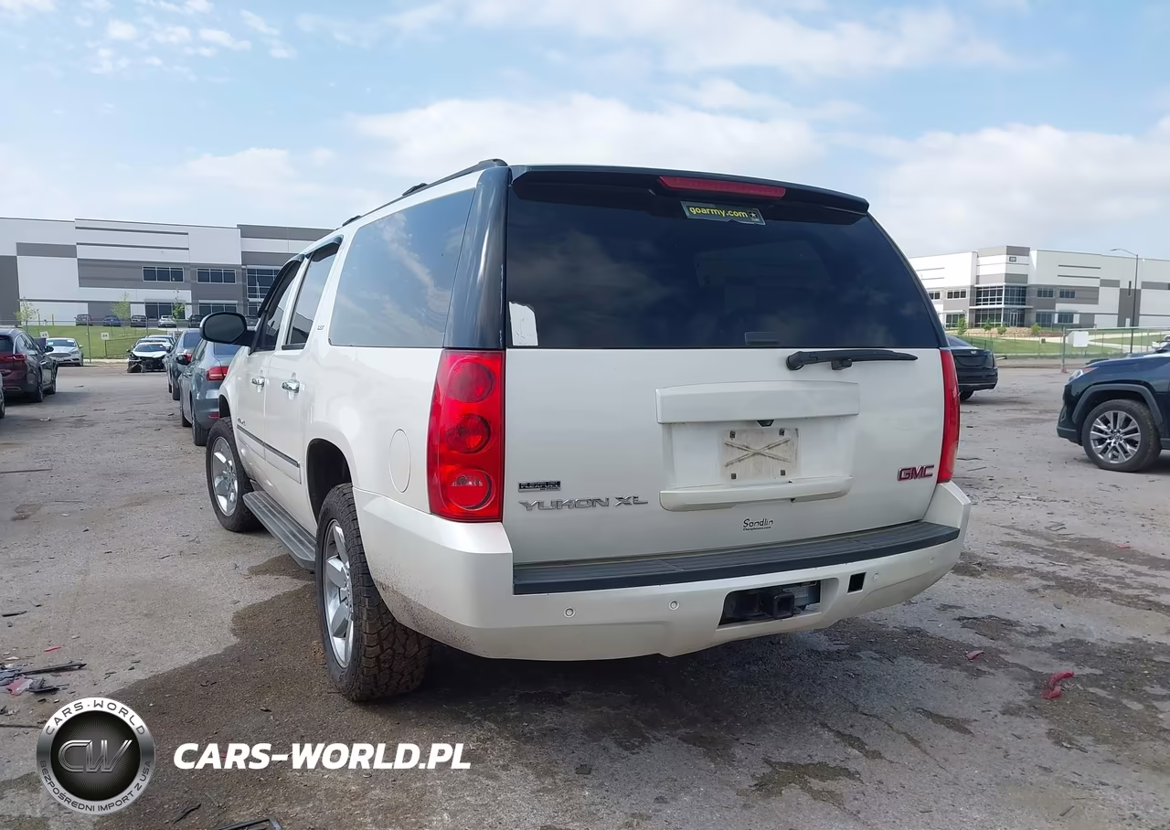 2010 GMC Yukon Xl 1500 Slt VIN:1GKUCKE09AR145570 - 3