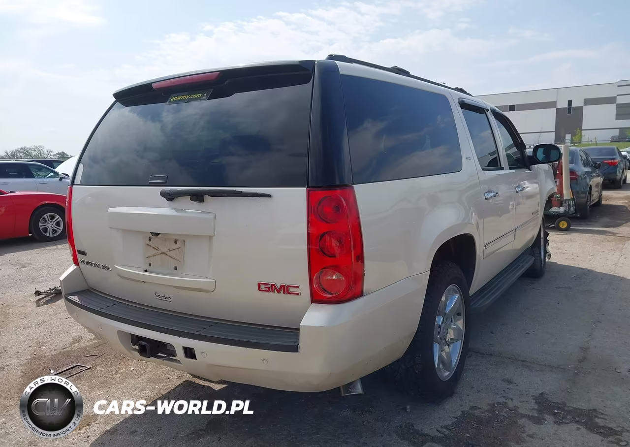 2010 GMC Yukon Xl 1500 Slt VIN:1GKUCKE09AR145570 - 4