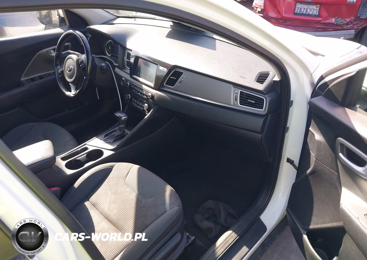 2019 Kia Niro Lx VIN:KNDCB3LC1K5274585 - 5