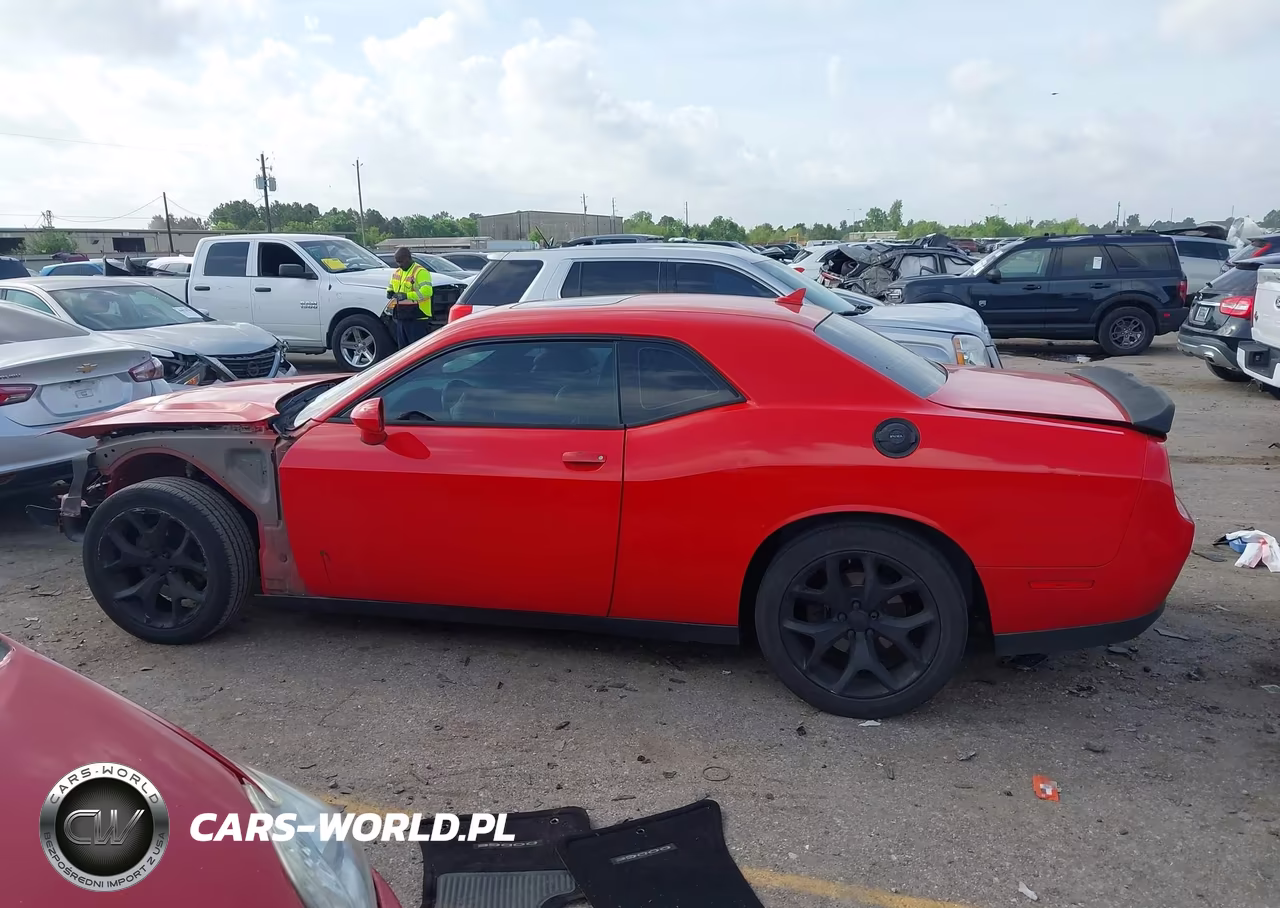 2015 Dodge Challenger Sxt Plus VIN:2C3CDZBG4FH706445 - 15