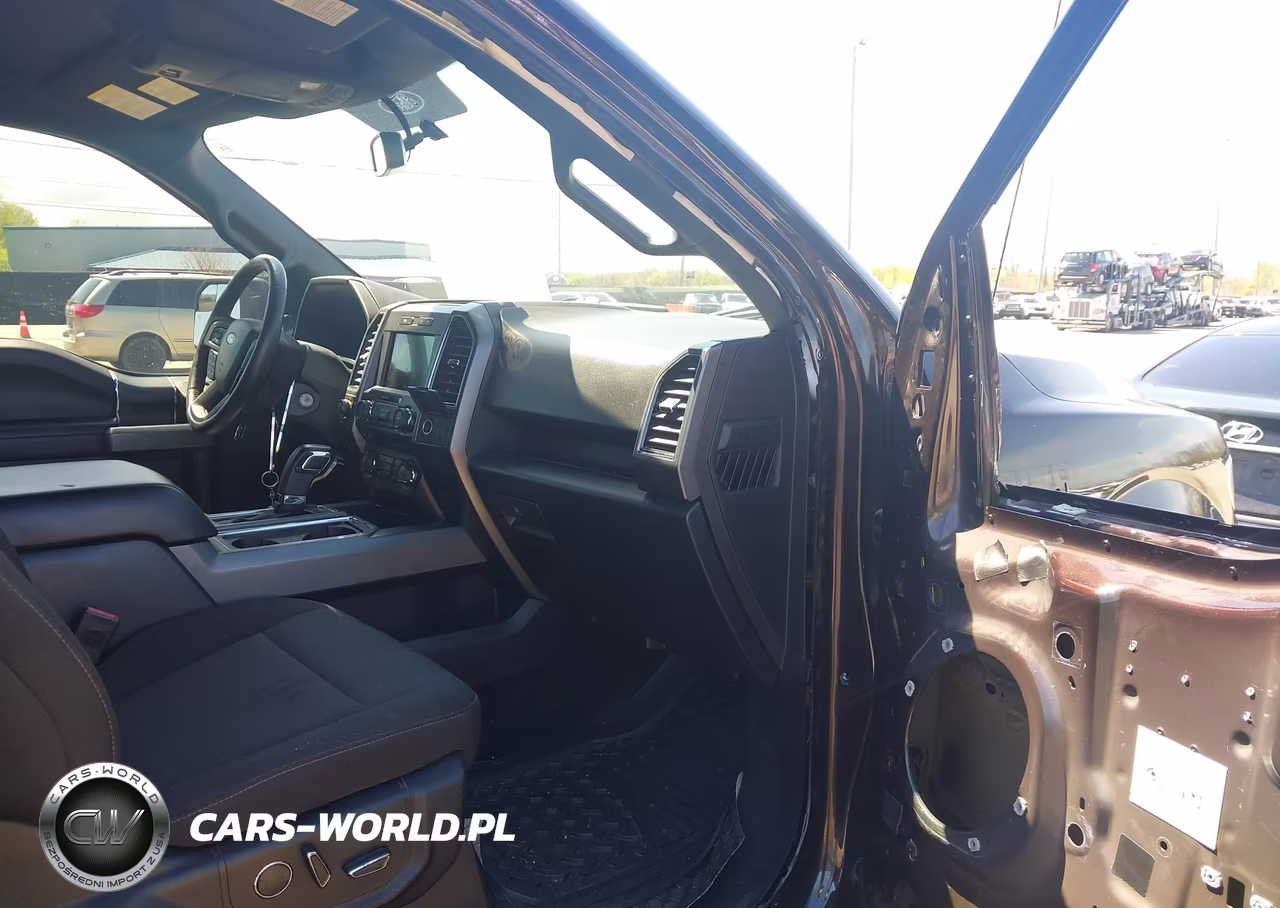 2018 Ford F-150 Xlt VIN:1FTEW1EP1JFB66719 - 5