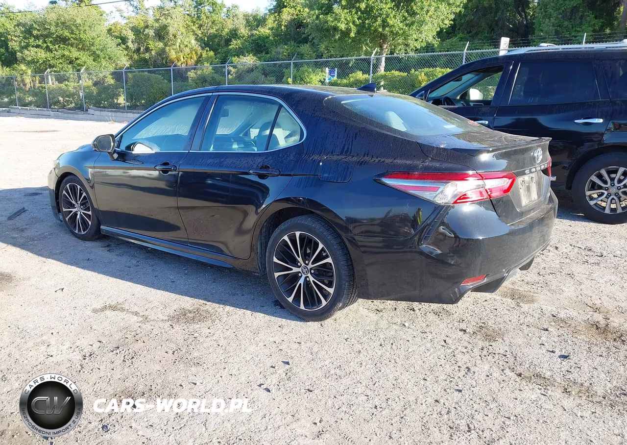 2019 Toyota Camry Se VIN:4T1B11HK3KU753532 - 3