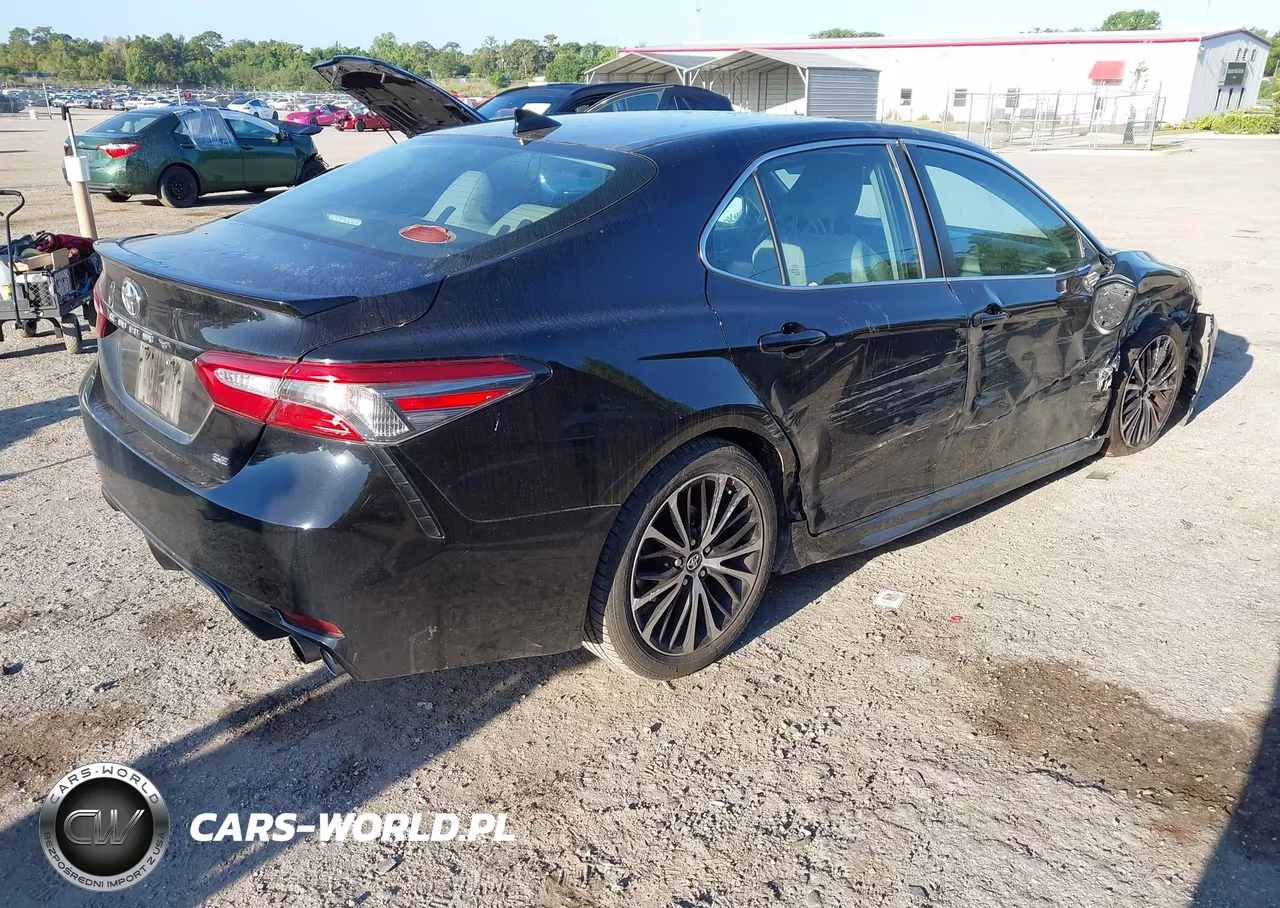 2019 Toyota Camry Se VIN:4T1B11HK3KU753532 - 4