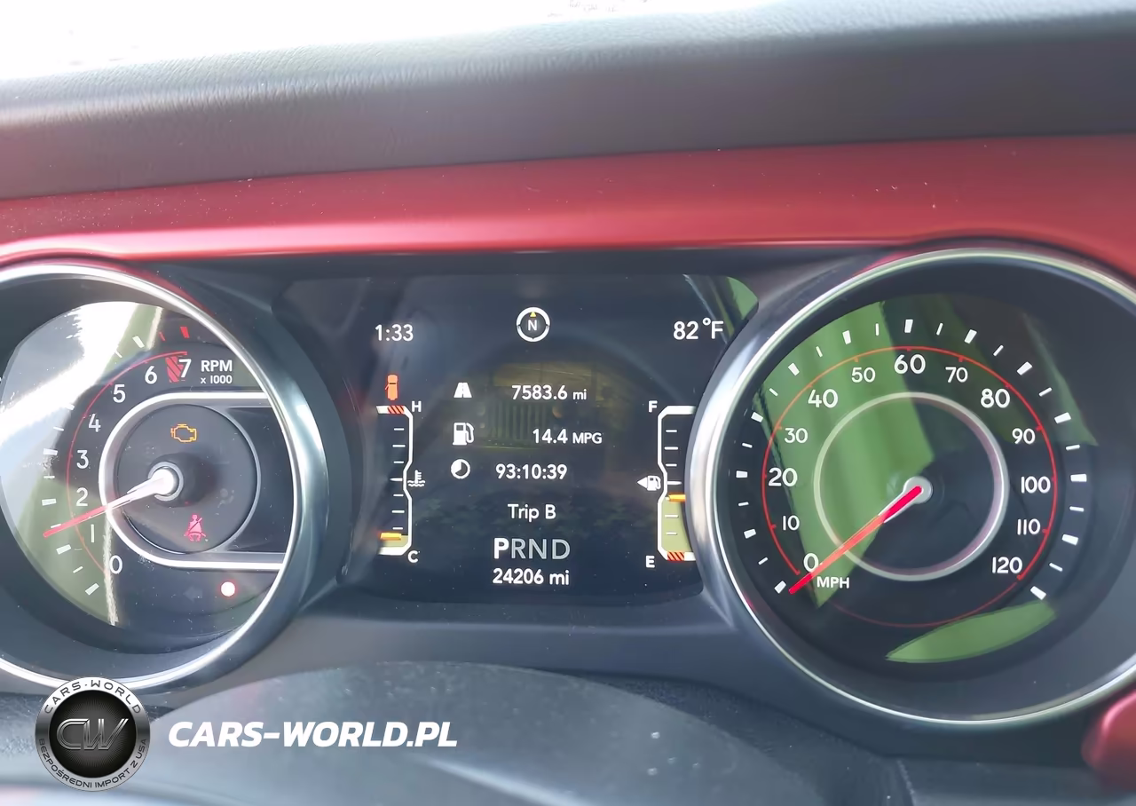 2021 Jeep Wrangler Unlimited Rubicon 4X4 VIN:1C4HJXFG6MW581388 - 7