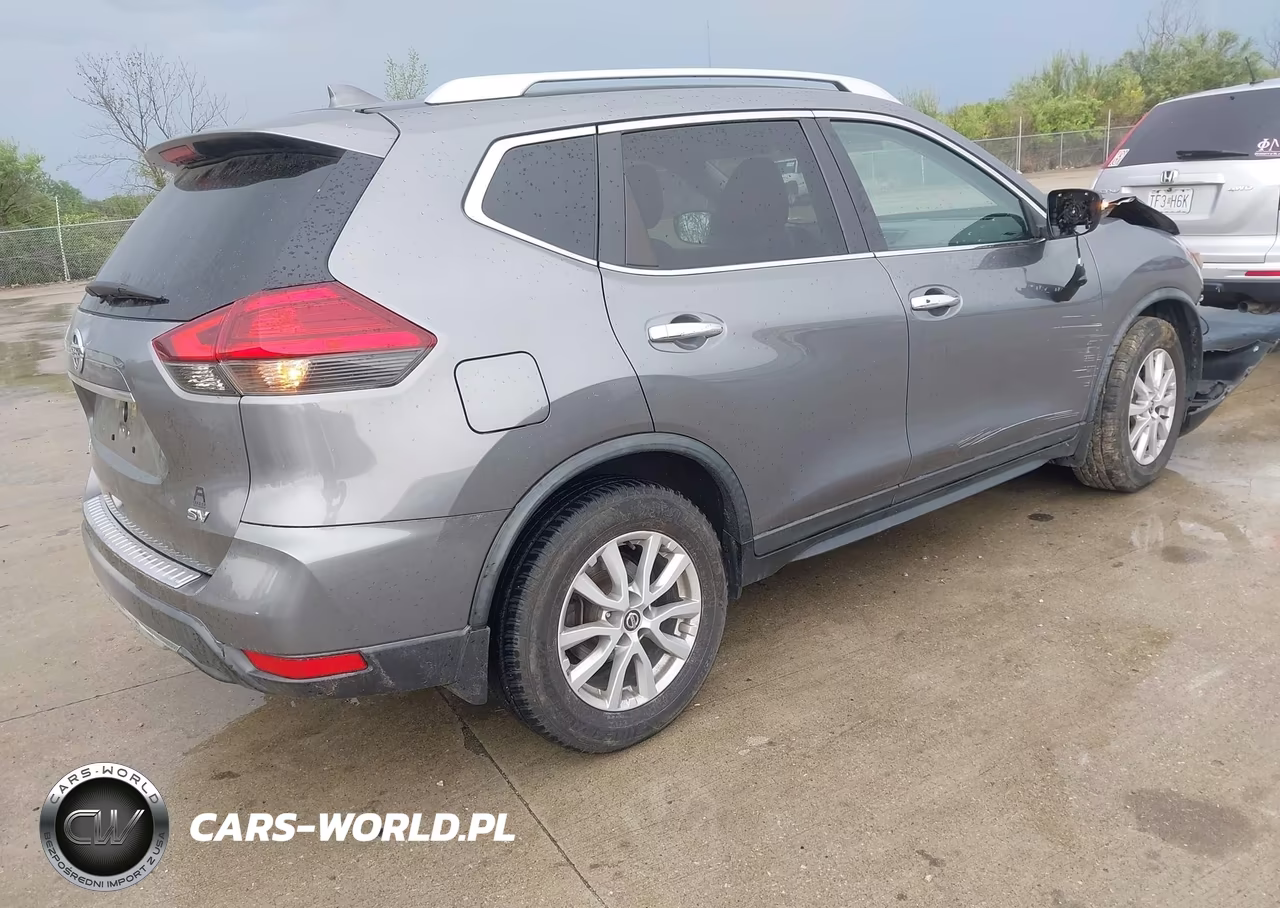 2017 Nissan Rogue Sv VIN:KNMAT2MT2HP610139 - 4