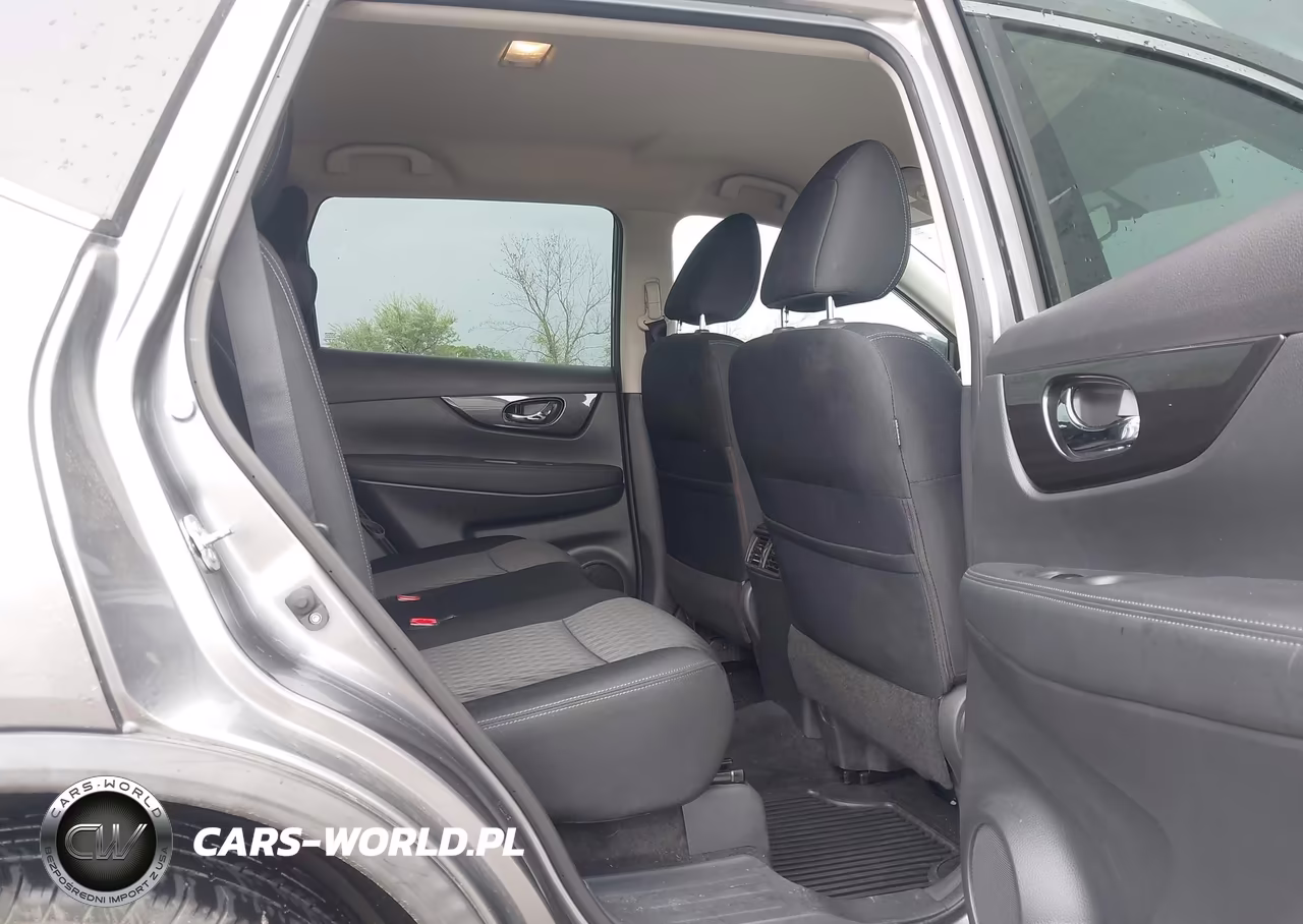 2017 Nissan Rogue Sv VIN:KNMAT2MT2HP610139 - 8