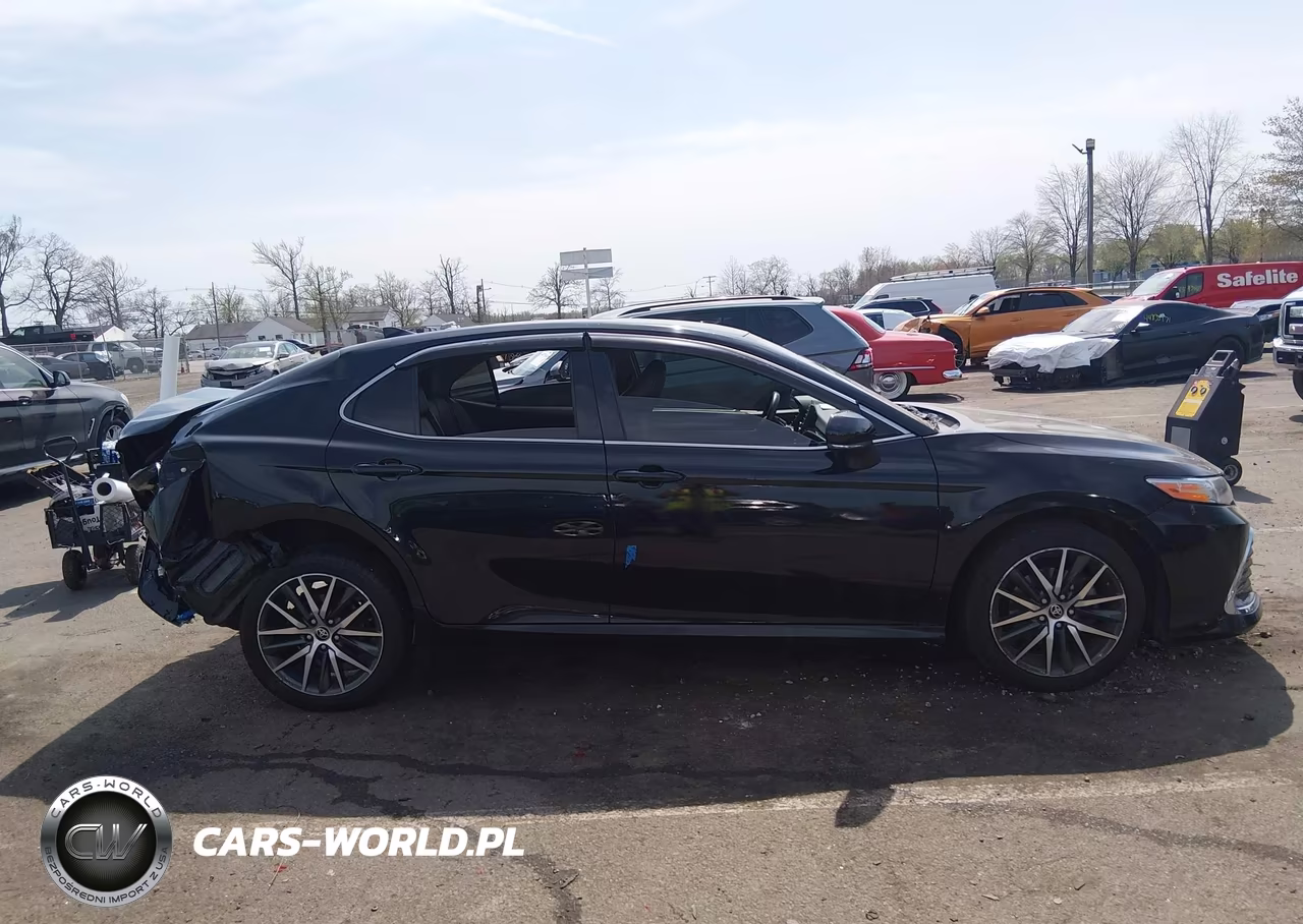 2022 Toyota Camry Xle Hybrid VIN:4T1F31AK2NU573954 - 13
