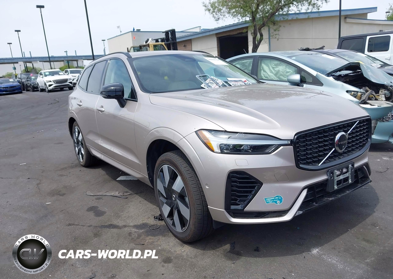 2025 Volvo Xc60 Plug-In Hybrid Plus, T8 Awd Electric-Gasoline, Dark