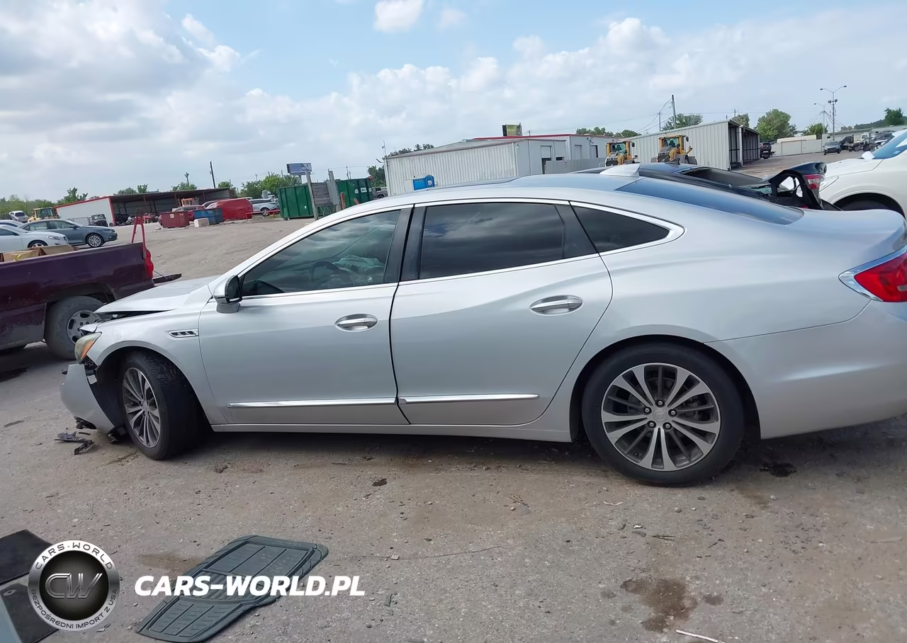2018 Buick Lacrosse Premium VIN:1G4ZR5SS1JU131792 - 14