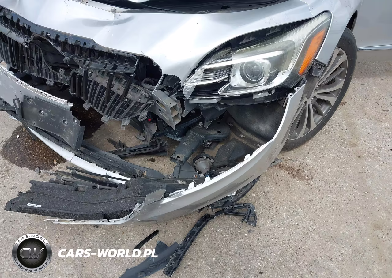 2018 Buick Lacrosse Premium VIN:1G4ZR5SS1JU131792 - 6