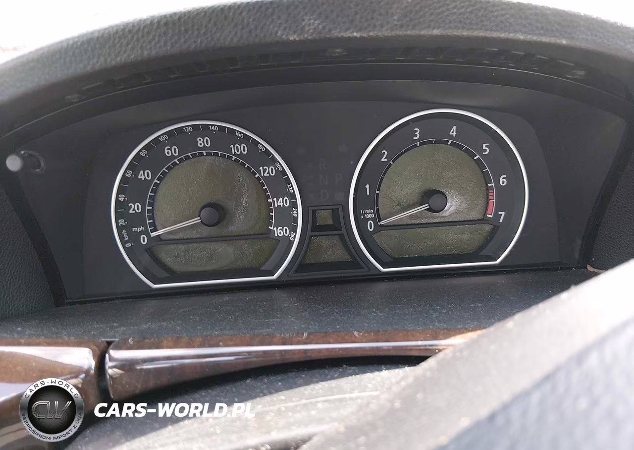 2002 BMW 745Li VIN:WBAGN63462DR02405 - 7
