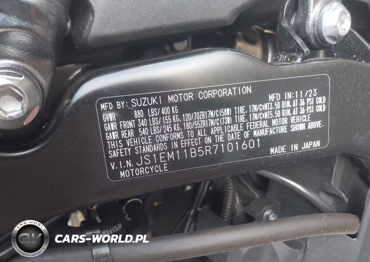 2024 Suzuki Gsx800 R VIN:JS1EM11B5R7101601 - 10
