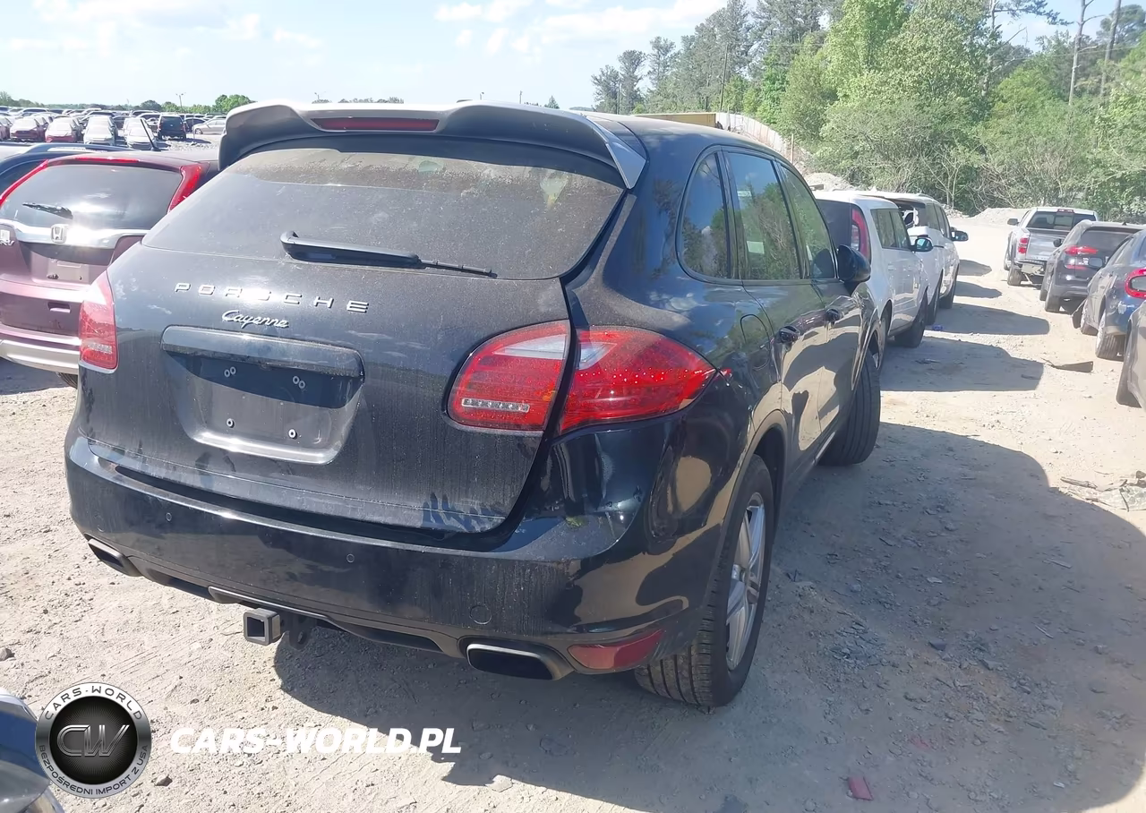 2014 Porsche Cayenne Platinum Edition VIN:WP1AA2A28ELA95991 - 4