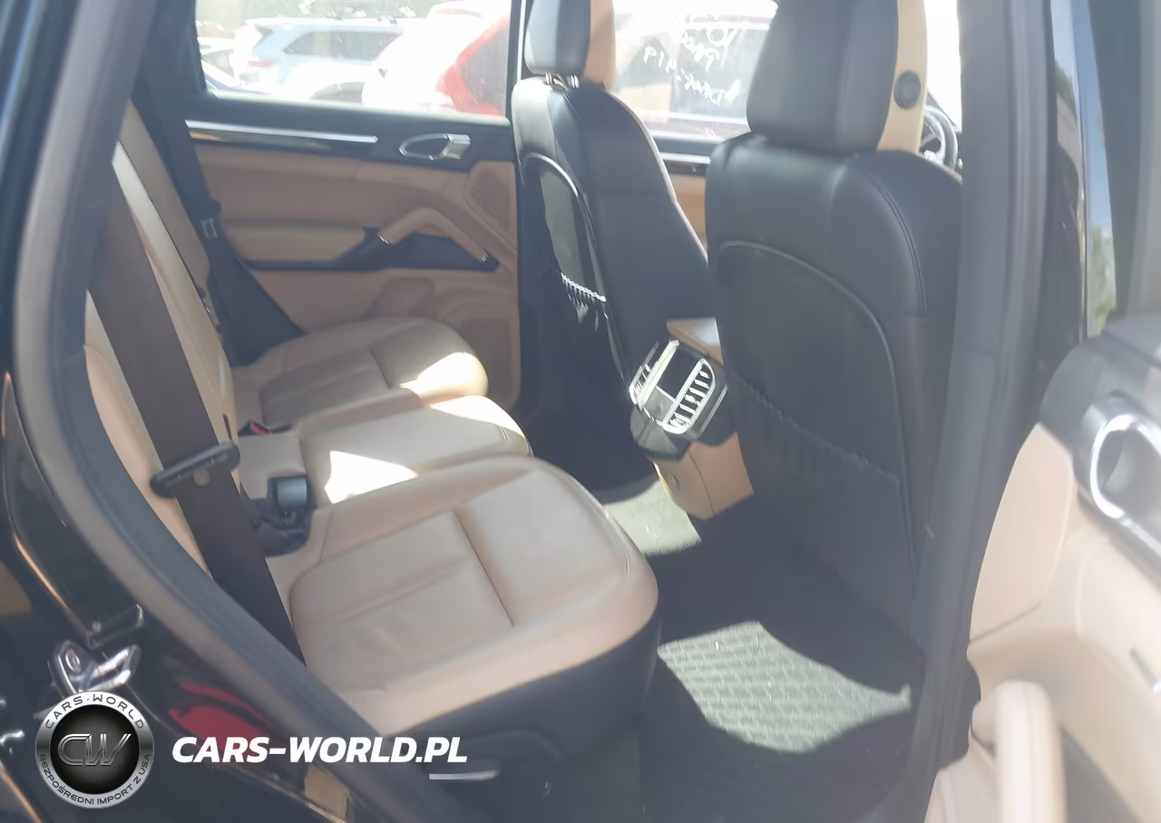 2014 Porsche Cayenne Platinum Edition VIN:WP1AA2A28ELA95991 - 8